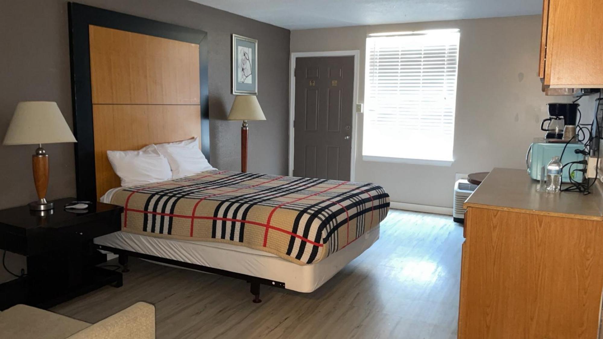 Apm Inn & Suites 마틴즈버그 외부 사진