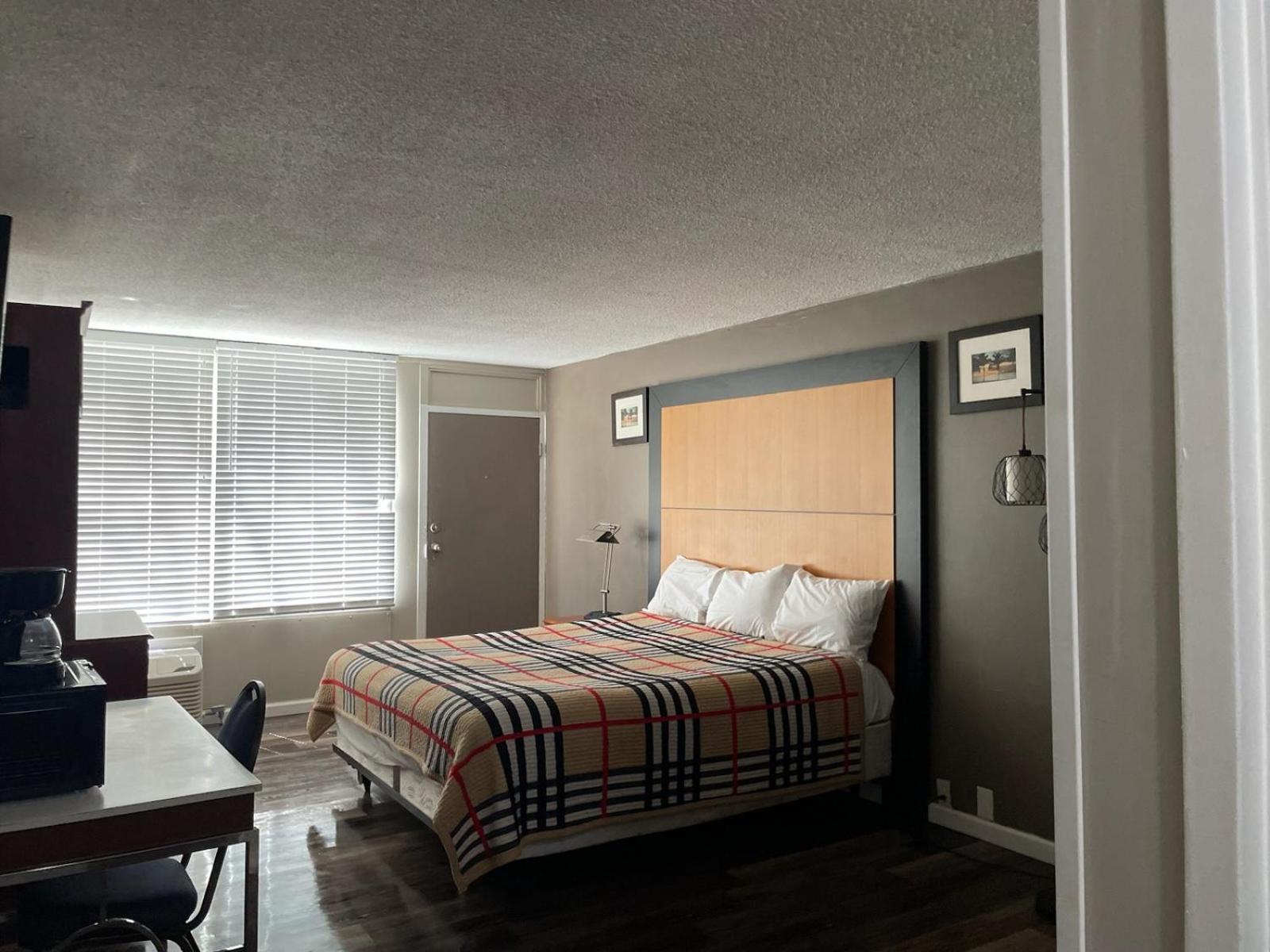 Apm Inn & Suites 마틴즈버그 외부 사진